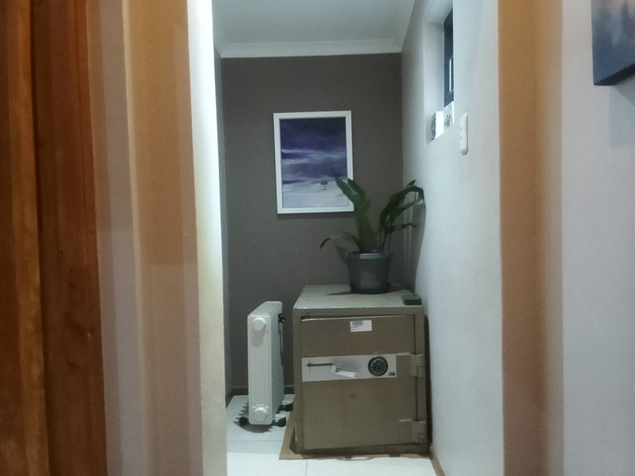 To Let commercial Property for Rent in George Central Western Cape